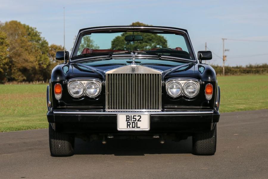  Rolls-Royce Corniche Cabriolet 1981 года  (фото 13 из 36)
